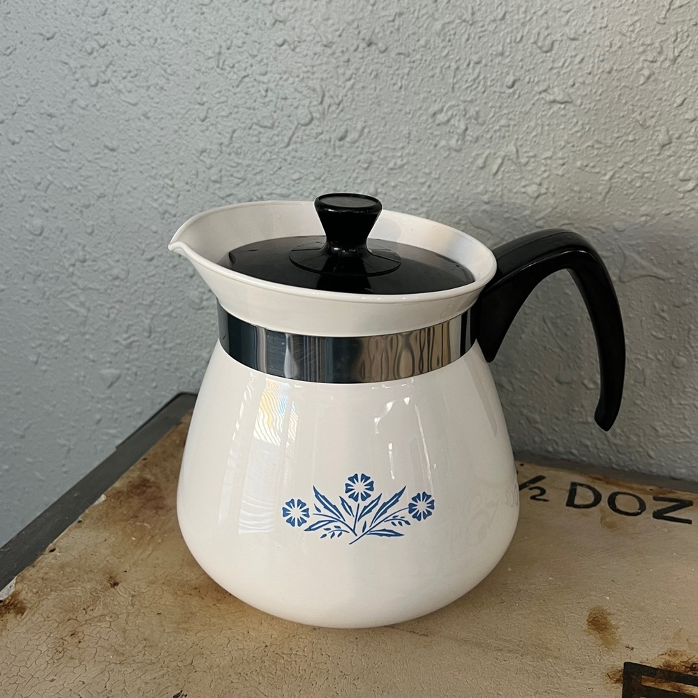 Corningware Cornflower Blue Coffee/Teapot